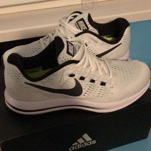 Nike runners size 10